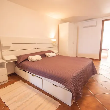Elpaix Vila