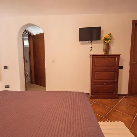 Elpaix Villa